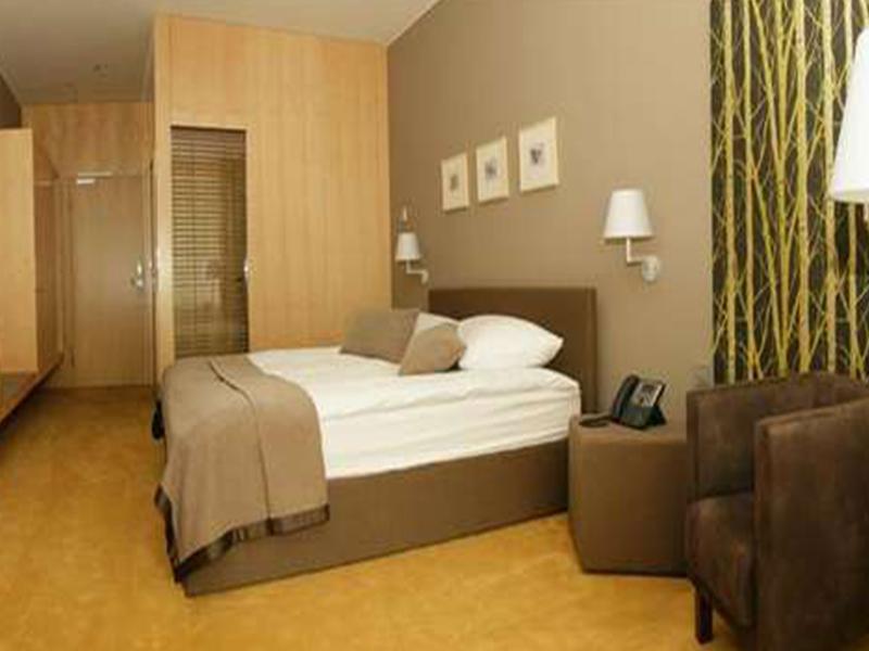 קרנייסקה גורה Hotel Spik מראה חיצוני תמונה