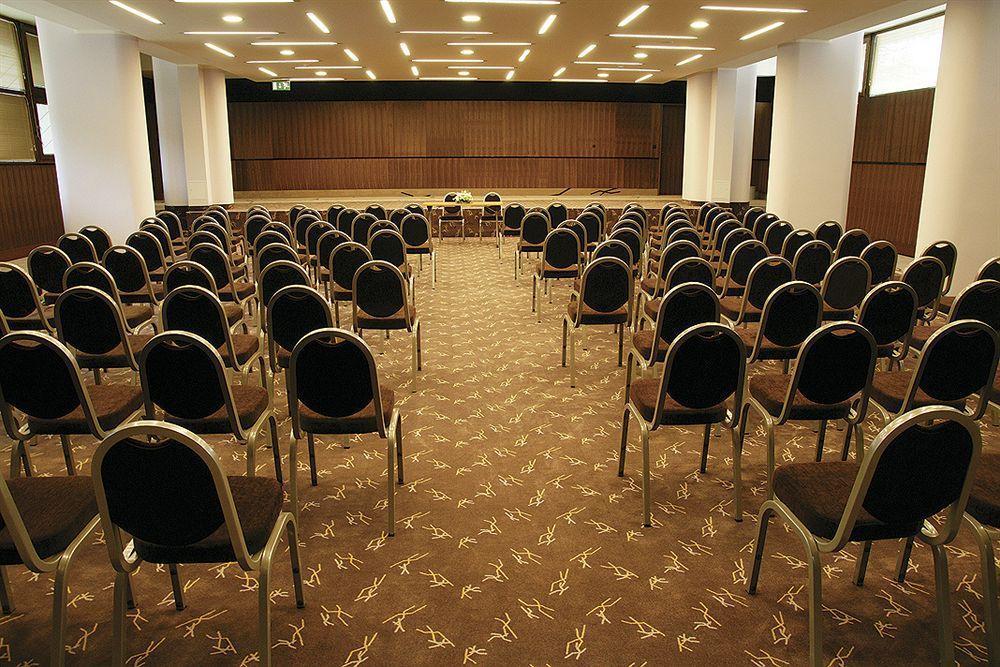 קרנייסקה גורה Hotel Spik מראה חיצוני תמונה