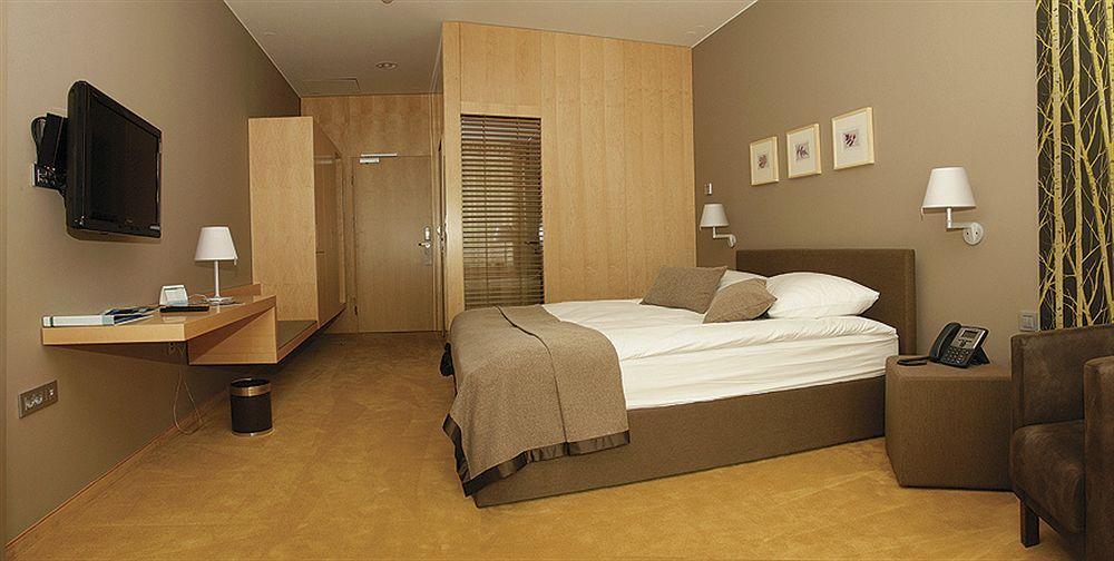 קרנייסקה גורה Hotel Spik מראה חיצוני תמונה