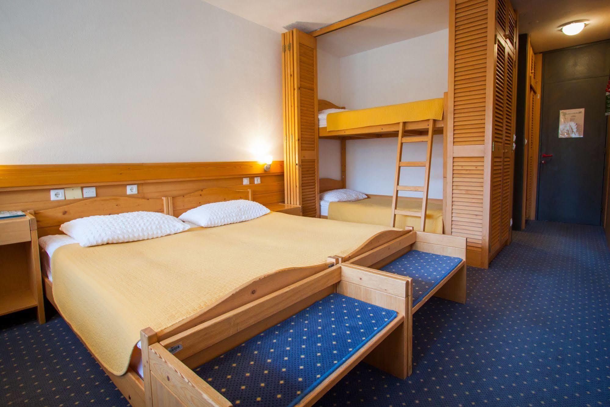קרנייסקה גורה Hotel Spik מראה חיצוני תמונה
